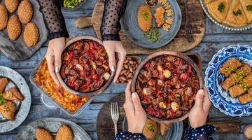 Bug&uuml;n iftarda ne var? Ramazan&rsquo;ın 3. g&uuml;n&uuml; iftar men&uuml;s&uuml; hazır! 