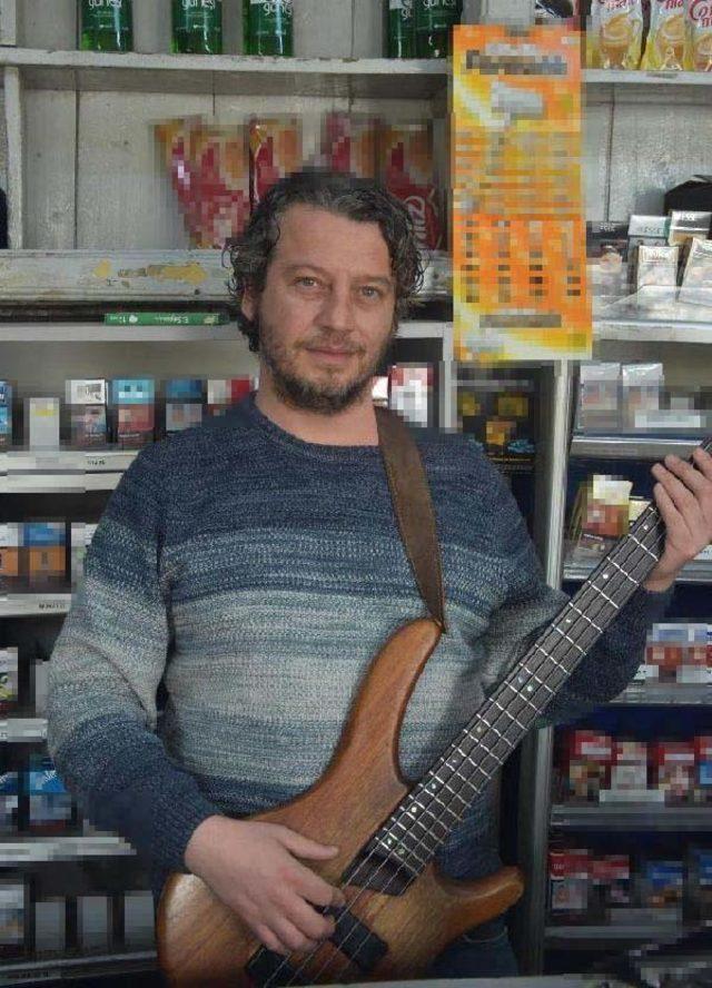 Bas gitarist bakkal