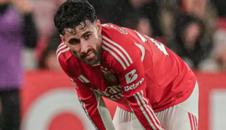 Beşiktaş'tan ka&ccedil;arak gitmişti! Benfica'da başına gelmeyen kalmadı 