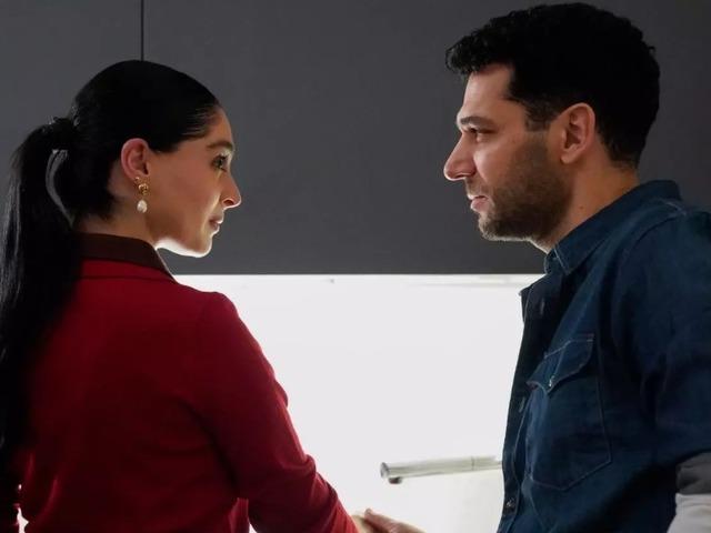 Setten g&ouml;r&uuml;nt&uuml;ler ifşa oldu! Sosyal medyada hızla yayıldı