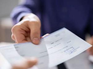 Ticarette çek devrine son mu geliyor? Yeni modeller gündemde