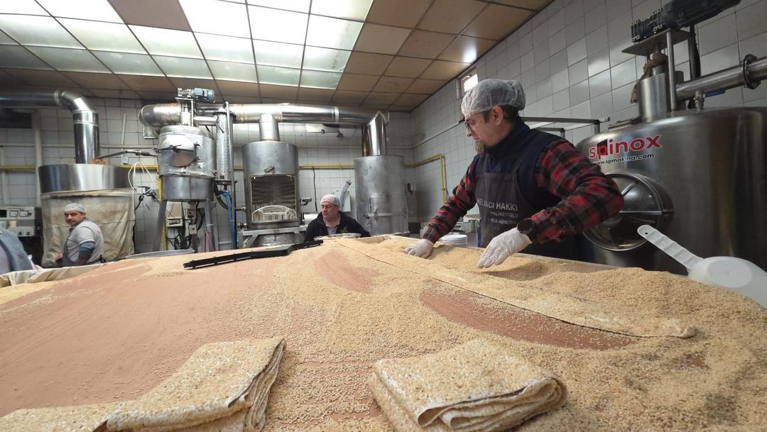 Yılda sadece 1 ay raflarda görebilirsiniz: 128 yıllık geçmişi var! 2