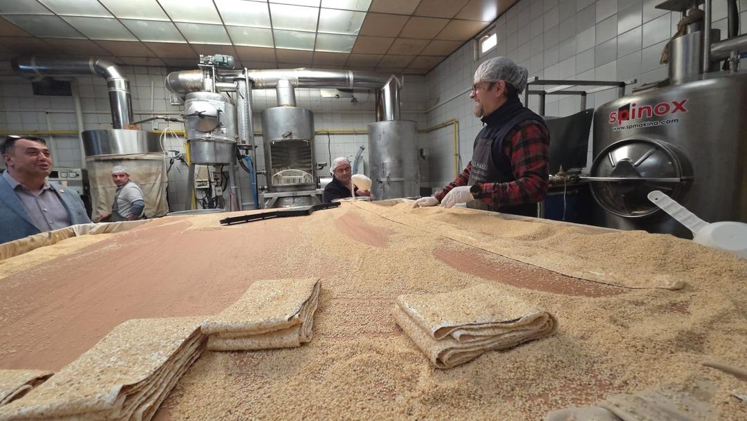 Yılda sadece 1 ay raflarda görebilirsiniz: 128 yıllık geçmişi var! 4