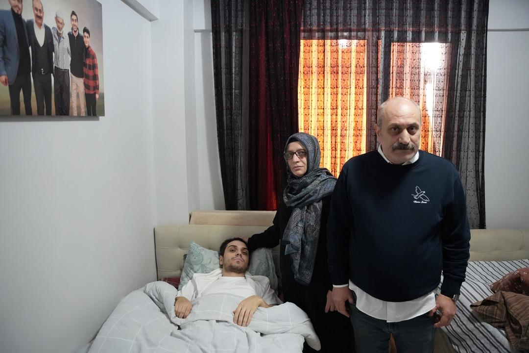 Hepsi 18 yaşın altında... Sadece ayırmak istemişti: 6 yerinden bıçaklandı! Şikayetçi olursanız... 1