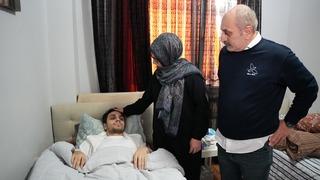 Son dakika: Hepsi 18 yaşın altında... Sadece ayırmak istemişti: 6 yerinden bı&ccedil;aklandı! 'Şikayet&ccedil;i olursanız...'