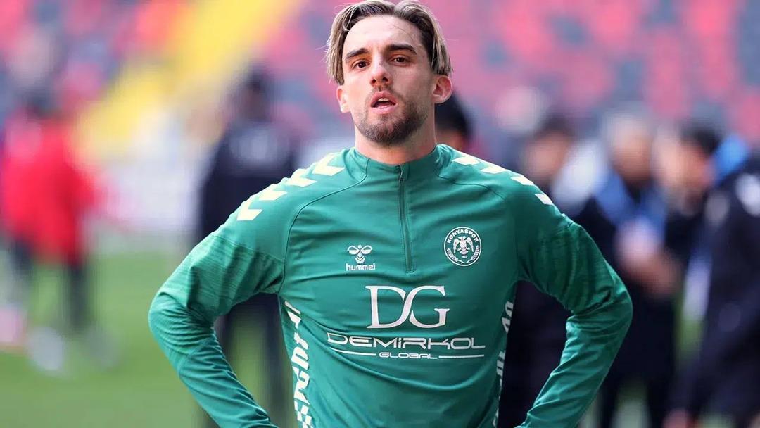 Galatasaray a b&uuml;y&uuml;k şok: Konyaspor a yenildi! Zirve fena karıştı 7