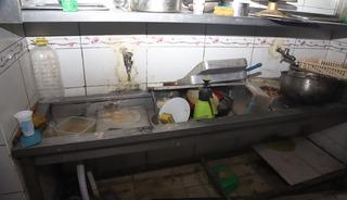 Mersin&rsquo;de hijyen kurallarına uymayan fırına 6 bin 400 lira ceza