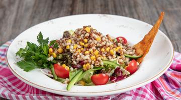 Sahurda yumurtayı unutun: 16 saat tok tutan besin ortaya &ccedil;ıktı