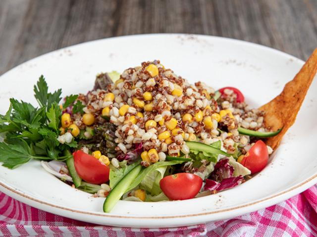 Sahurda yumurtayı unutun: 16 saat tok tutan besin ortaya &ccedil;ıktı