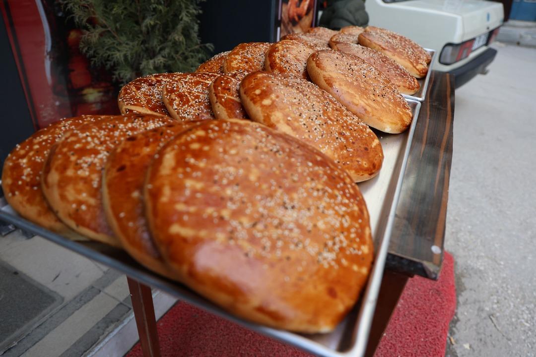 11 ay &ouml;zlemle beklenenen ekmek:  Nohut ekmeği  9