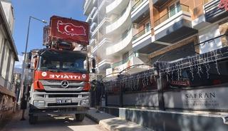 Karab&uuml;k'te otelde &ccedil;ıkan yangın s&ouml;nd&uuml;r&uuml;ld&uuml;