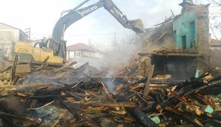 Isparta&rsquo;da kerpi&ccedil; ev yangında kullanılamaz hale geldi