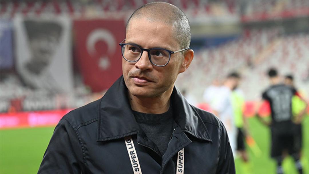 Alex De Souza nın yeni adresi a&ccedil;ıklandı! İmzayı attı 2