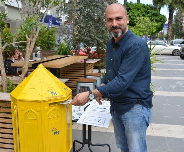 Adana’da kartpostal ve mektup kültürü yeniden canlandırıyor