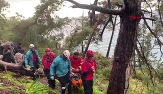 Yer: Muğla! Kayalıklardan d&uuml;şen gen&ccedil; kurtarıldı