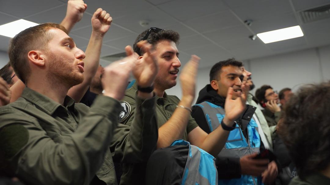 Bayraktar Akıncı dan bir ilk: Eren Mühimmat ile hava-hava atışında tam isabet 10