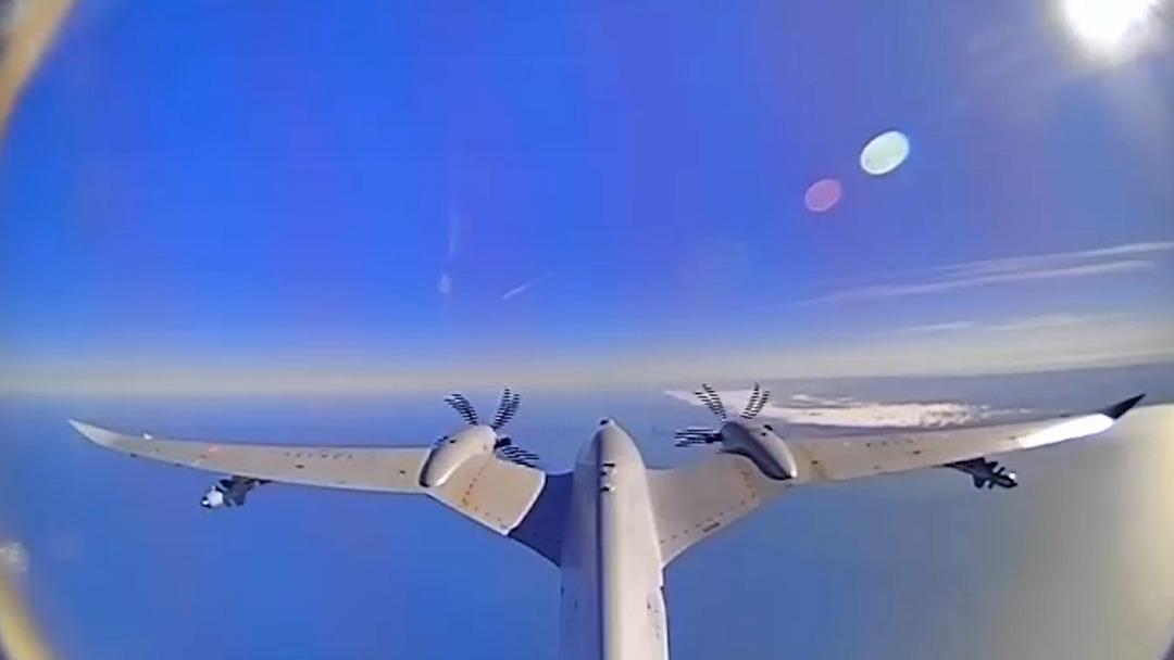 Bayraktar Akıncı dan bir ilk: Eren Mühimmat ile hava-hava atışında tam isabet 4