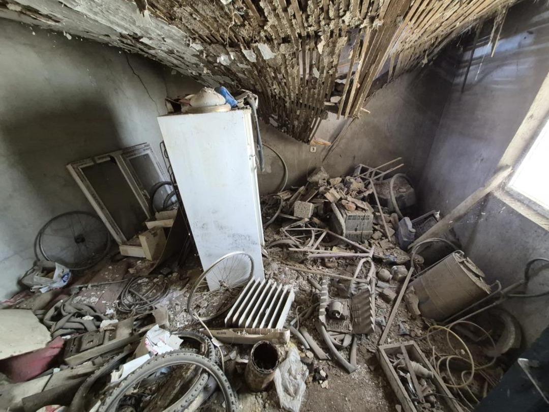 Metruk evde yalnız yaşayan yaşlı adam yaşam m&uuml;cadelesi veriyor 3