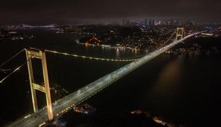 FSM K&ouml;pr&uuml;s&uuml; sarı renkle ışıklandırıldı