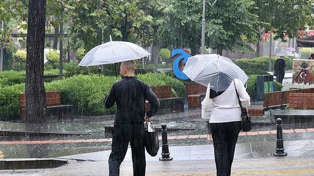 Meteoroloji'den son dakika uyarısı! Kuvvetli yağış ve fırtına geliyor