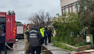 İzmir&rsquo;de &ccedil;ıkan ev yangınında bir kişi hayatını kaybetti