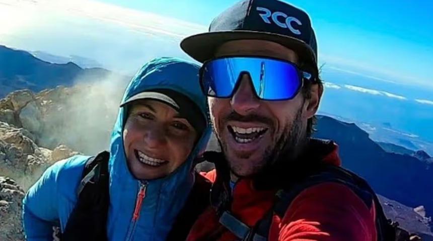 Dağın zirvesinde kız arkadaşını &ouml;l&uuml;me terk etti: Mahkeme kararı şoke etti!