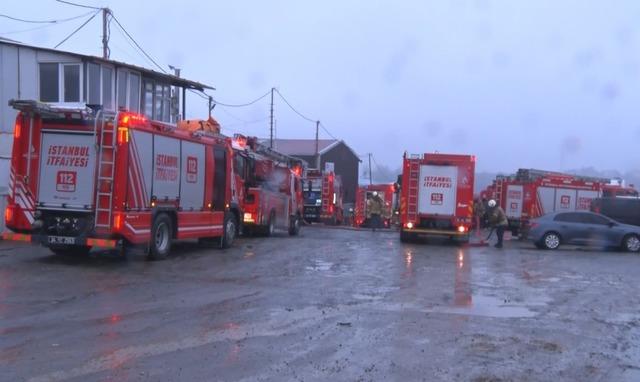 Ey&uuml;psultan&rsquo;da 3 iş yerinde yangın 1