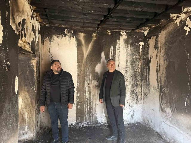 Niğde&rsquo;de yangın &ccedil;ıkan evde inceleme yapıldı 2