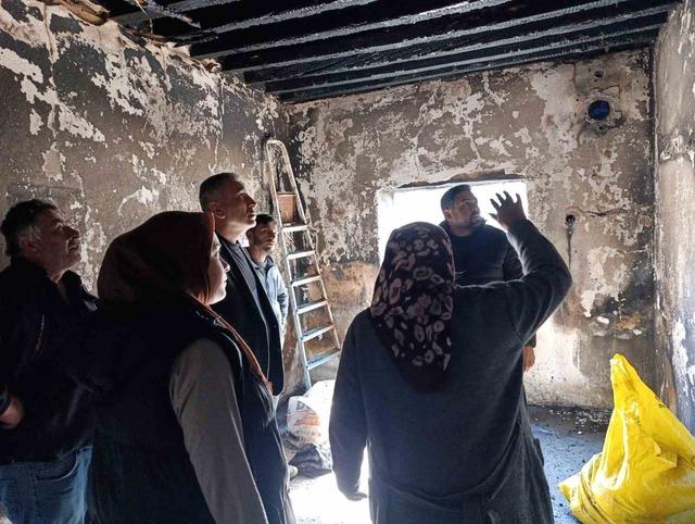 Niğde&rsquo;de yangın &ccedil;ıkan evde inceleme yapıldı 1