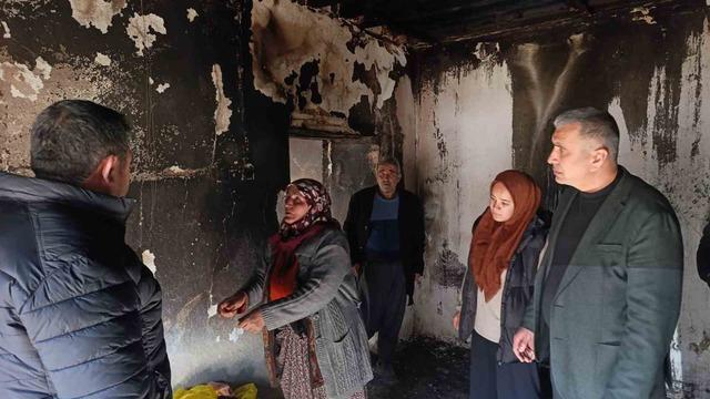 Niğde’de yangın çıkan evde inceleme yapıldı