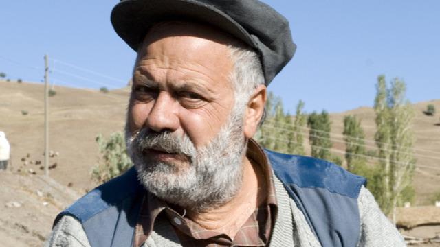 SON DAKİKA| Usta oyuncu Ali Tutal yaşamını yitirdi