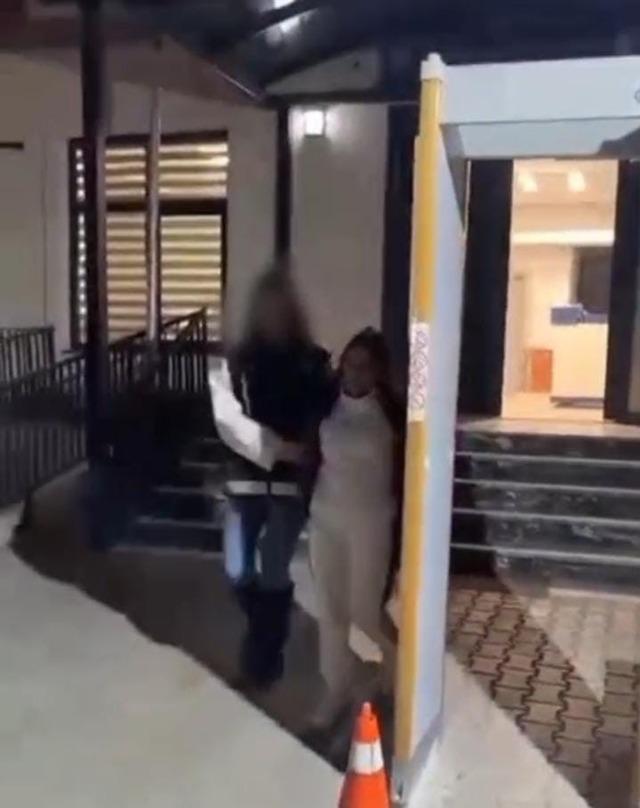 Bursa’da onlarca suç kaydı bulunan 2 hükümlü yakalandı 3