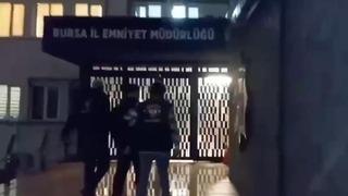 Bursa’da kuyumcuya silahlı yağma girişiminin şüphelisi yakalandı