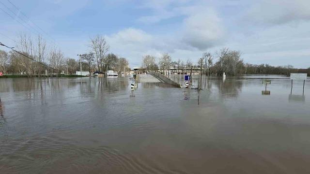 Selimiye Camii, g&ouml;le d&ouml;nen tarlalardan İstanbul&rsquo;daki Sultanahmet&rsquo;i andırdı 3