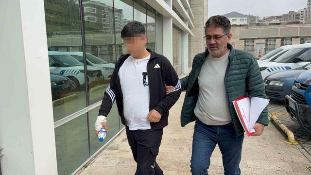 Samsun&rsquo;da bı&ccedil;aklı kavga: 3 yaralı 1