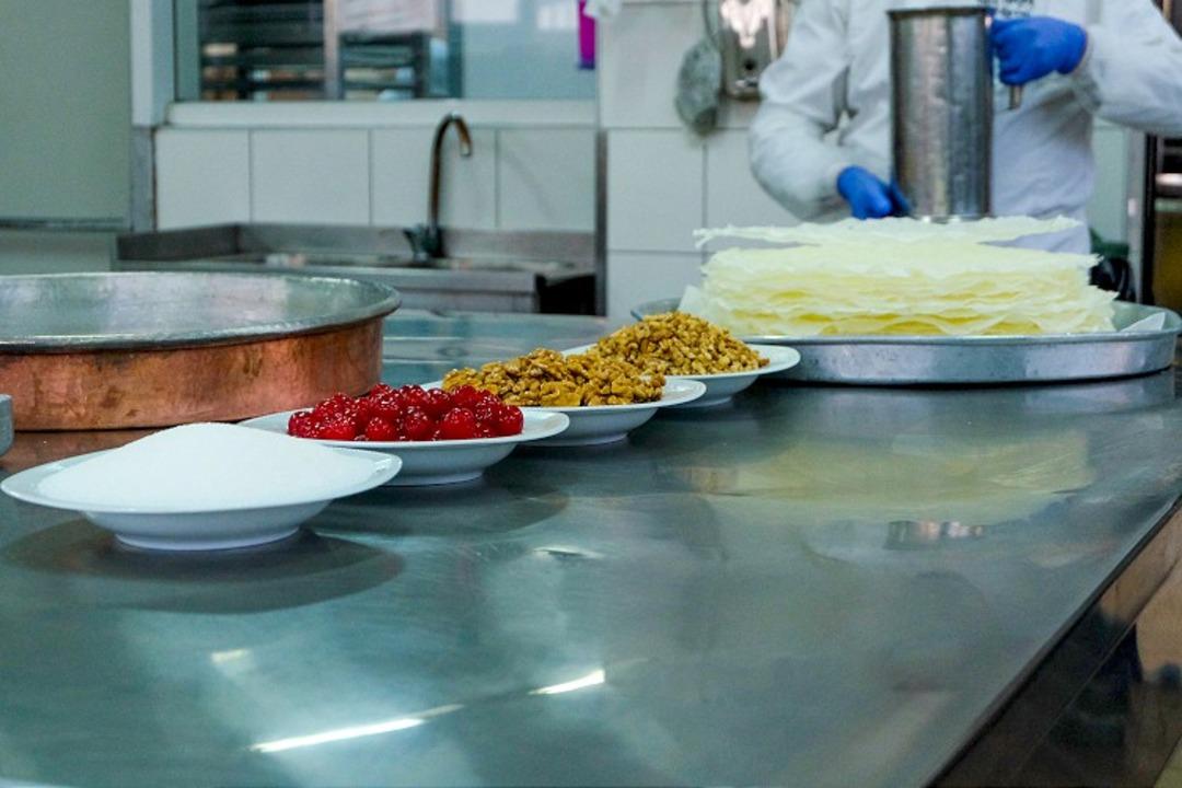 Ramazan sofralarının vazge&ccedil;ilmezi de zamlandı! Fiyatı bin 750 TL ye kadar &ccedil;ıktı 3