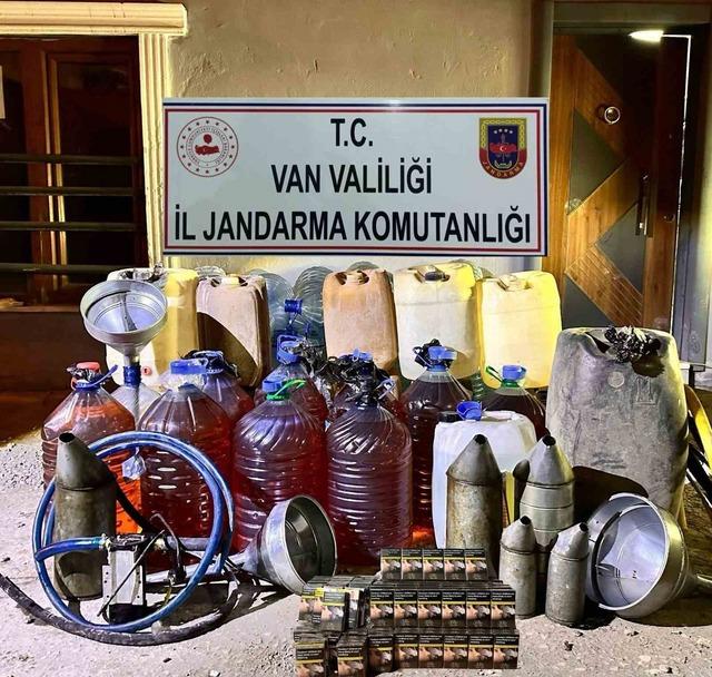 Van&rsquo;da g&uuml;mr&uuml;k ka&ccedil;ak&ccedil;ılığı operasyonu 1