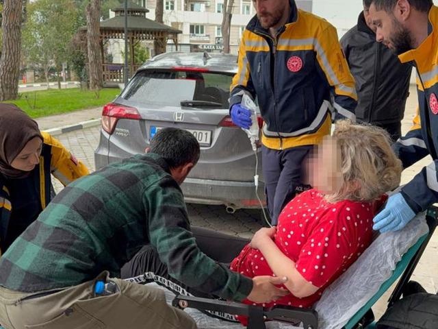 Mahkemede erken doğum alarmı! Hamile ş&uuml;pheli hastaneye kaldırıldı