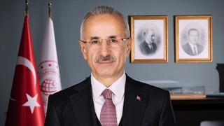 Bakan Uraloğlu'ndan Denizciliğin İnterneti ve NAVDAT projesi açıklaması: Dijital dönüşümü kararlılıkla sürdürüyoruz