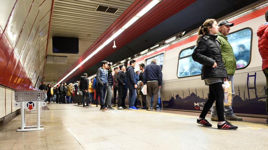 Yaşı 30'u ge&ccedil;ti okulda ve iş hayatında kendine yer bulamadı! İki milyon kayıp gen&ccedil;