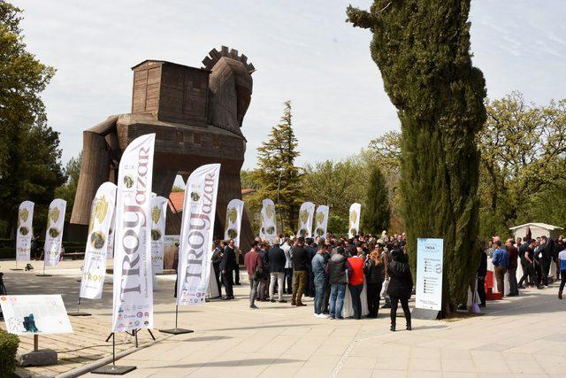 Troyazar Uluslararası Homeros Edebiyat Festivali başladı