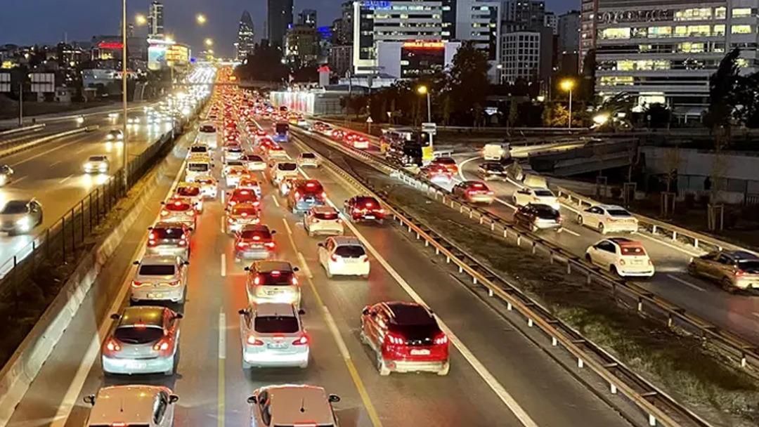 Bug&uuml;nden itibaren devrede! Hız sınırı 70 kilometreye d&uuml;ş&uuml;r&uuml;ld&uuml; 1