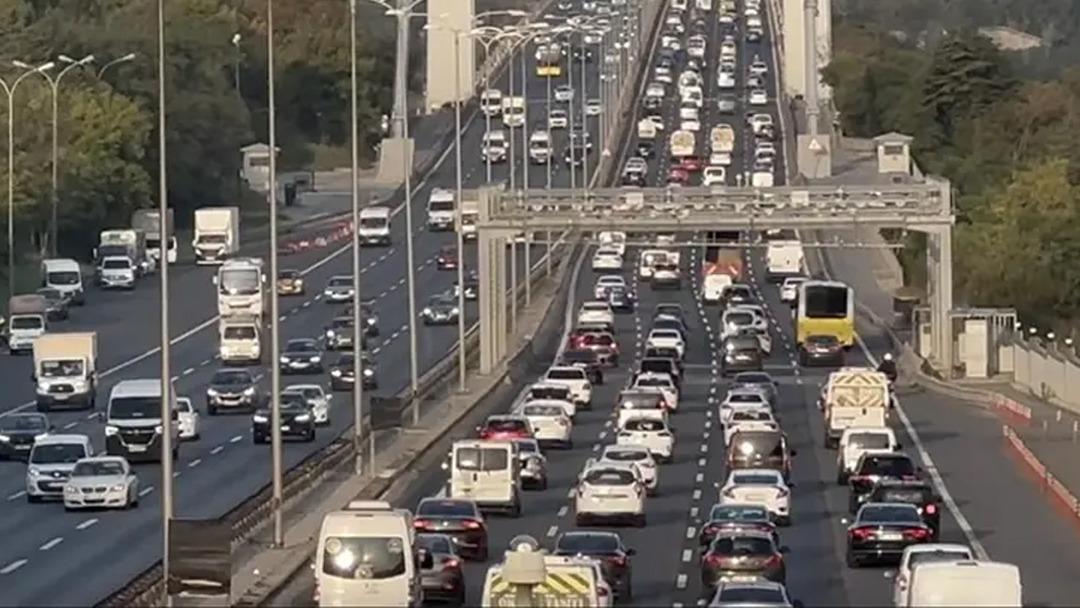 Bug&uuml;nden itibaren devrede! Hız sınırı 70 kilometreye d&uuml;ş&uuml;r&uuml;ld&uuml; 2