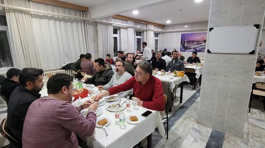 M&uuml;ft&uuml;l&uuml;k personelleri iftarda bir araya geldi