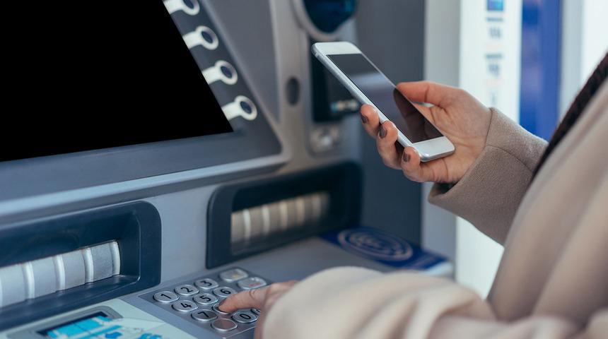 IBAN i&ccedil;in 'Hi&ccedil;bir surette yapılmamalı' uyarısı: Yaptırımları işaret etti