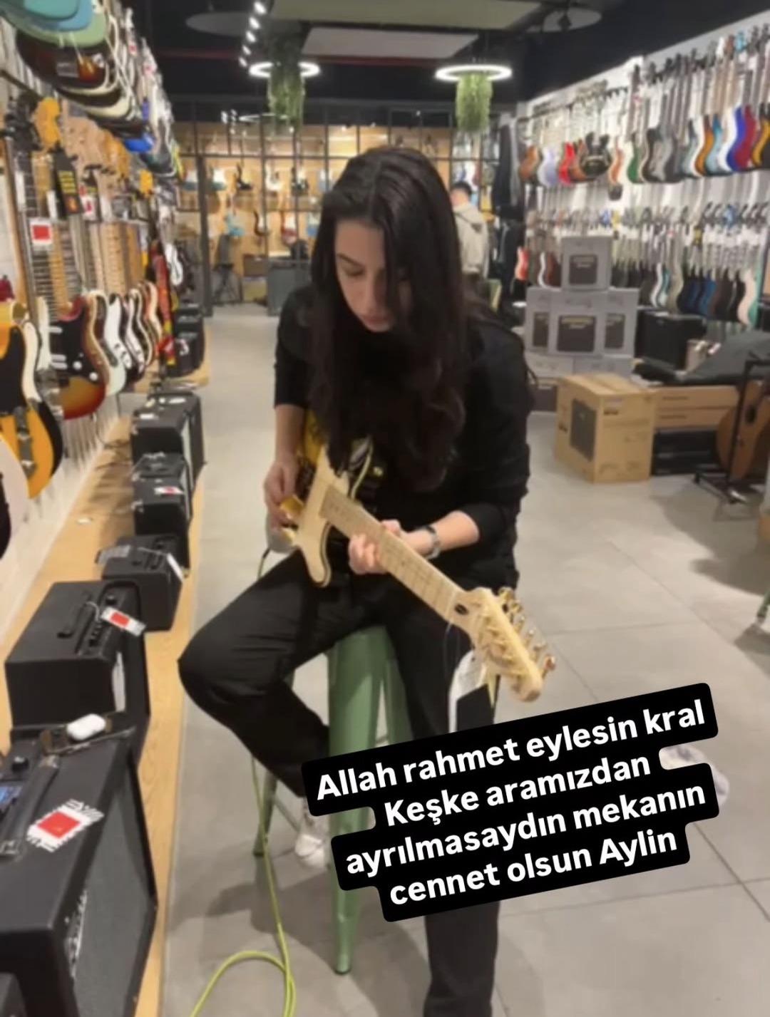 Metroda raylara atlayarak canına kıymıştı!  Akran zorbalığı  iddiası: Arkadaşına attığı mesaj ortaya &ccedil;ıktı! 2