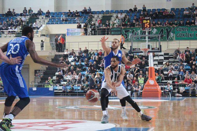 Sakarya Büyükşehir Basketbol - İstanbul Büyükşehir Belediyesi Spor Kulübü: 86-95