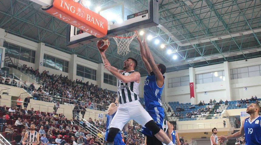 Sakarya B&uuml;y&uuml;kşehir Basketbol - İstanbul B&uuml;y&uuml;kşehir Belediyesi Spor Kul&uuml;b&uuml;: 86-95
