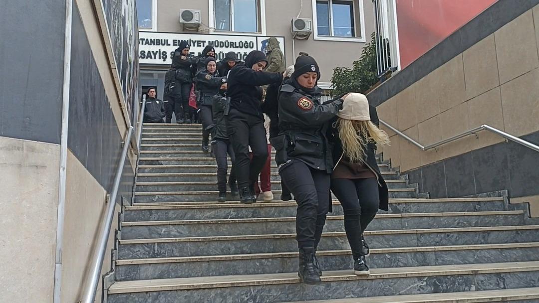 &Uuml;nl&uuml; y&ouml;netmen Seren Y&uuml;ce yi vurmuşlardı!  Şapkalı Volkan  &ccedil;etesi &ccedil;&ouml;kertildi 7