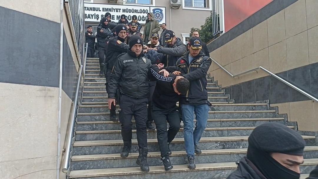 &Uuml;nl&uuml; y&ouml;netmen Seren Y&uuml;ce yi vurmuşlardı!  Şapkalı Volkan  &ccedil;etesi &ccedil;&ouml;kertildi 4